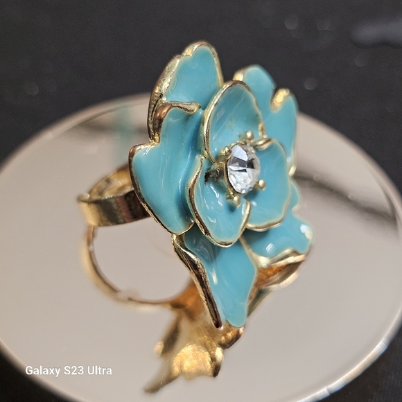 Large Turquoise Flower Ring with earings - Picture 8 of 9